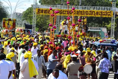 ಚಿತ್ರದುರ್ಗದಲ್ಲಿ ವಿಜೃಂಭಣೆಯ ಕನಕದಾಸ ಜಯಂತಿ   ಸಾಧಕರಿಗೆ ಸನ್ಮಾನ