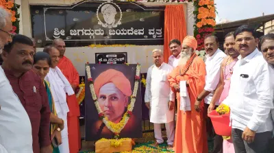 ಜಯದೇವ ಶ್ರೀಗಳ ಜೀವನ ಬೇರೆಯವರಿಗೆ ಅದರ್ಶಮಯ   ಮಹಾಂತ ರುದ್ರೇಶ್ವರ ಮಹಾಸ್ವಾಮಿಗಳು