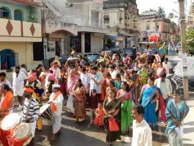 ಚಿತ್ರದುರ್ಗದಲ್ಲಿ ಸಡಗರ ಸಂಭ್ರಮದಿಂದ ನಡೆದ ಶ್ರೀ ವೀರಭದ್ರ ದೇವರ ಗುಗ್ಗುಳ ಮತ್ತು ಅಗ್ನಿಕುಂಡ ಕಾರ್ಯಕ್ರಮ