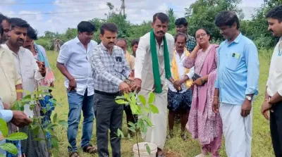 ಪ್ರತಿಯೊಬ್ಬರು ಒಂದೊಂದು ಗಿಡ ನೆಟ್ಟು ಪರಿಸರವನ್ನು ಜೋಪಾನ ಮಾಡಿ   ದಿನೇಶ್ ಪೂಜಾರಿ