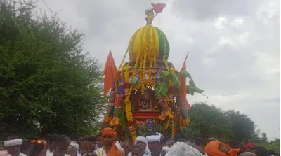 ಹಿರಿಯೂರು   ವಿಜೃಂಭಣೆಯಿಂದ ನೆರವೇರಿದ ಕೂಡ್ಲಹಳ್ಳಿ ಸಂಗಮೇಶ್ವರನ ರಥೋತ್ಸವ